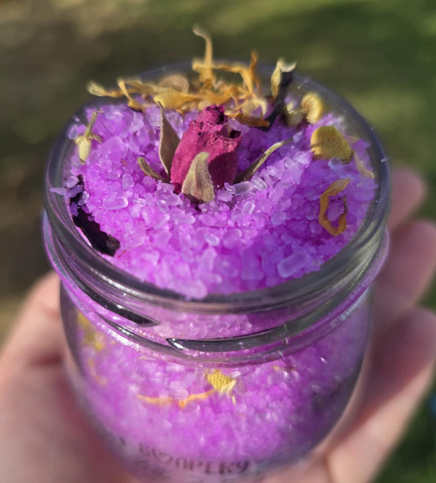 White Lily and Rose Bath Salts